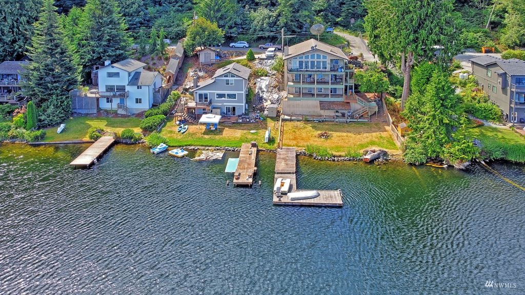 Photo of 6927 Olive Avenue, Stanwood, WA 98292 (MLS # 1984413)