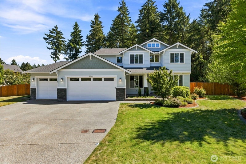 4744 Waxwing Court SE