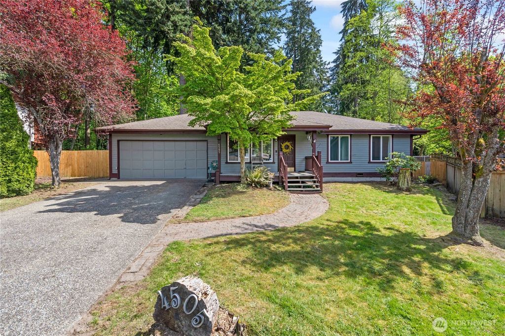 Photo of 4505 SW 317th Place, Federal Way, WA 98023 (MLS # 2367495)