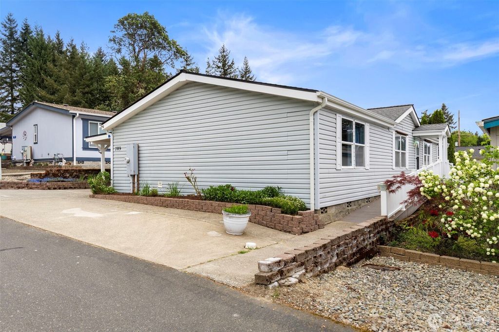 Photo of 789 NE Reeds Meadow Lane, Bremerton, WA 98311 (MLS # 2520176)