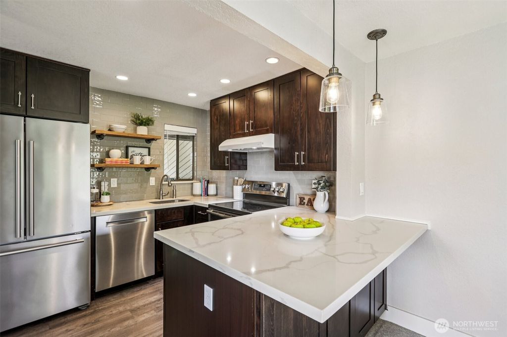 Photo of 4800 200th Street SW #E 301, Lynnwood, WA 98036 (MLS # 2424472)