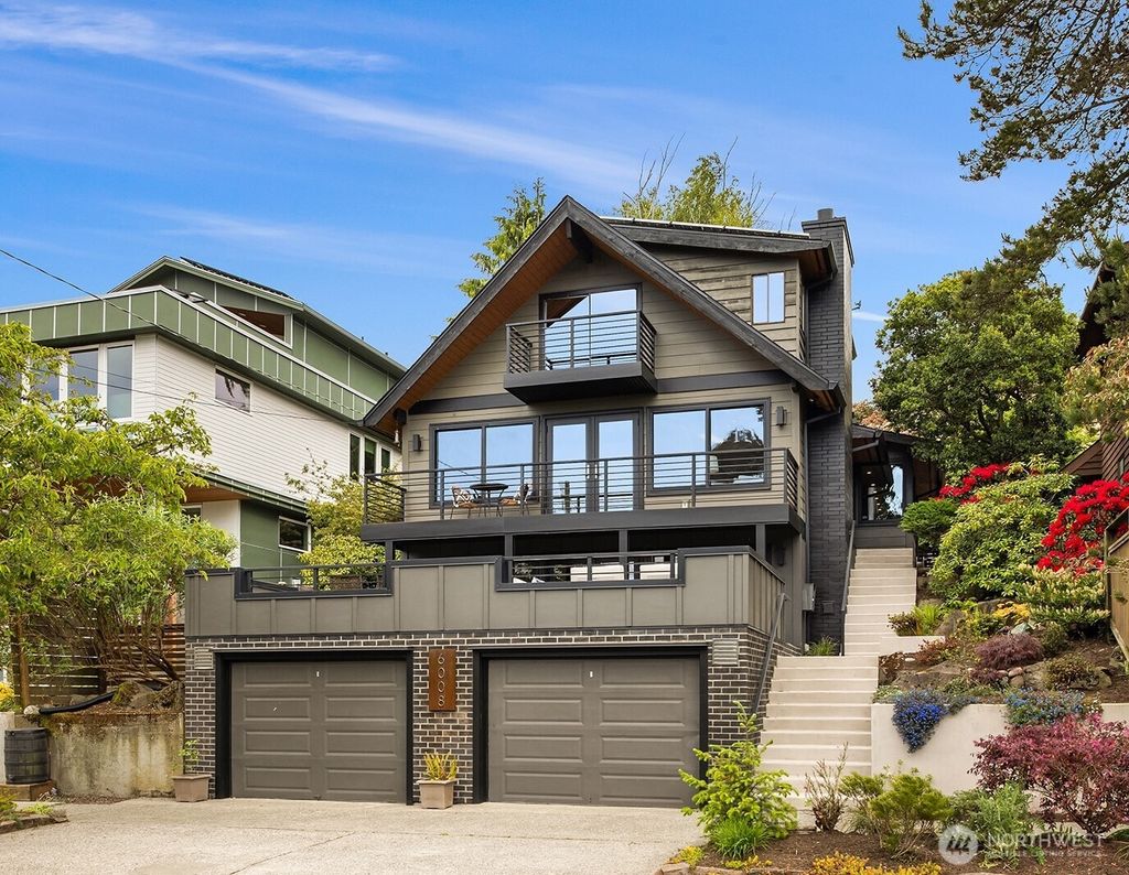 Photo of 6008 Palatine Avenue N, Seattle, WA 98103 (MLS # 2368445)