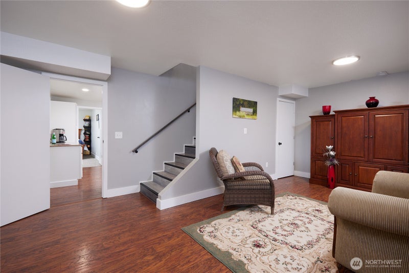 513 SE Highland Park Drive