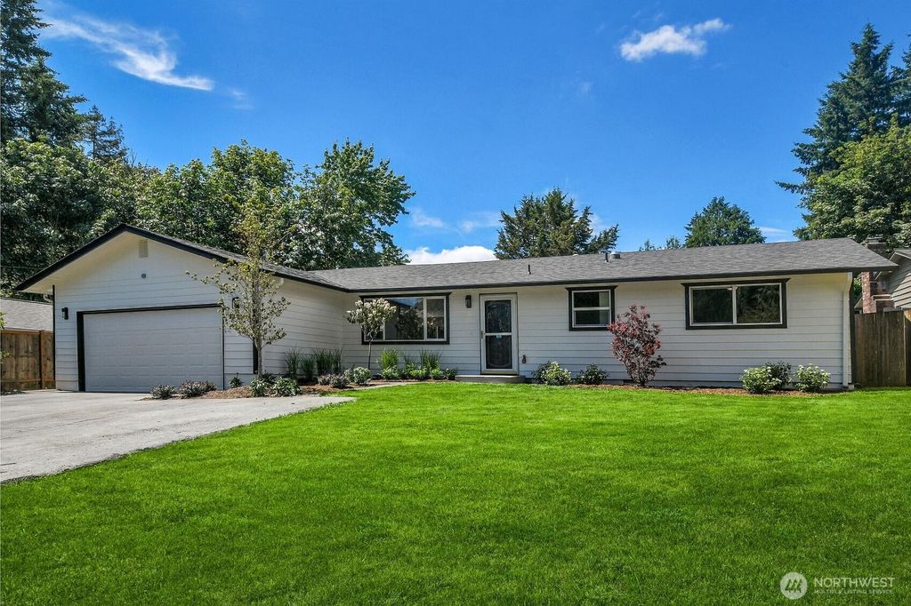 Photo of 13020 Robinhood Lane, Snohomish, WA 98290 (MLS # 2550083)
