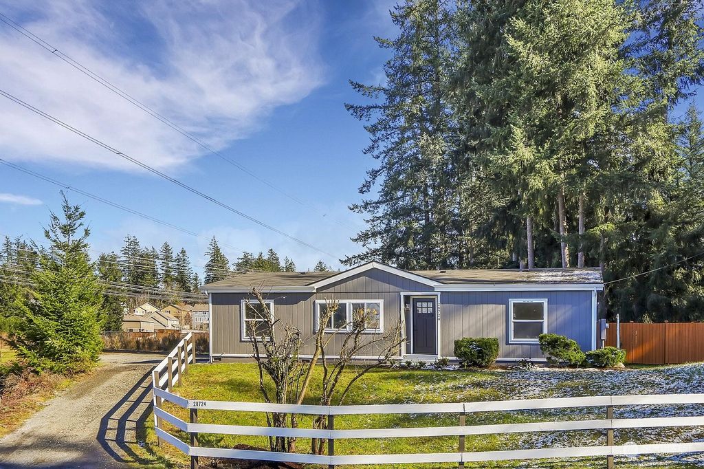 Photo of 28724 236th Avenue SE, Maple Valley, WA 98038 (MLS # 2206818)