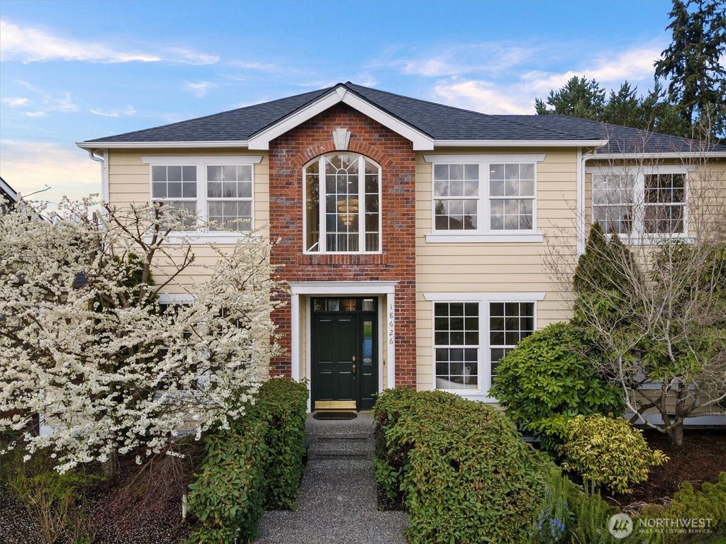 Photo of 3323 187th Place SE, Bothell, WA 98012 (MLS # 2354694)
