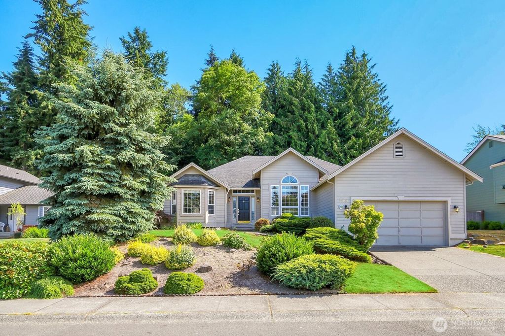 Photo of 5010 123rd Street SE, Everett, WA 98208 (MLS # 2405388)
