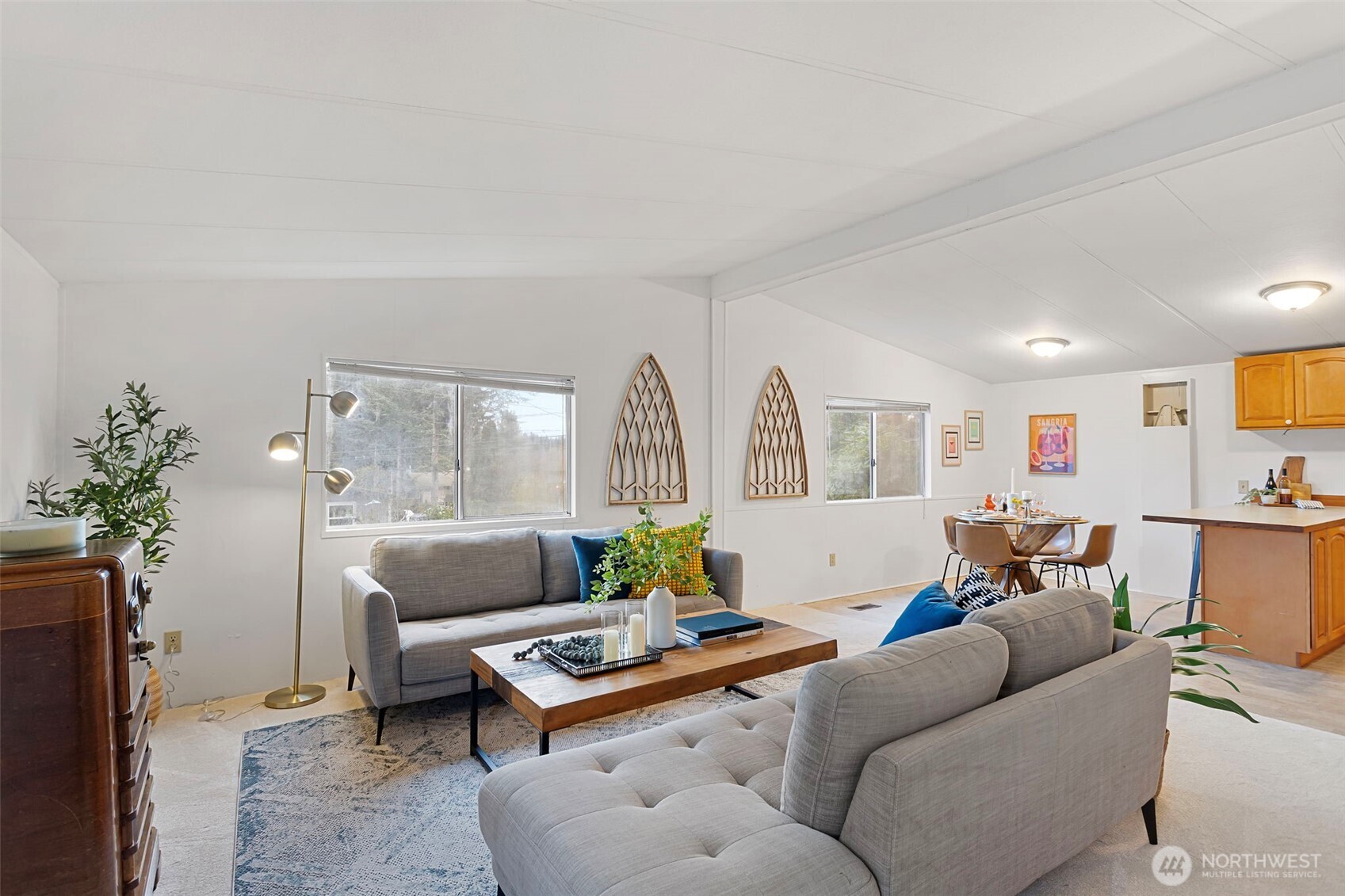 19015 16th Avenue NE