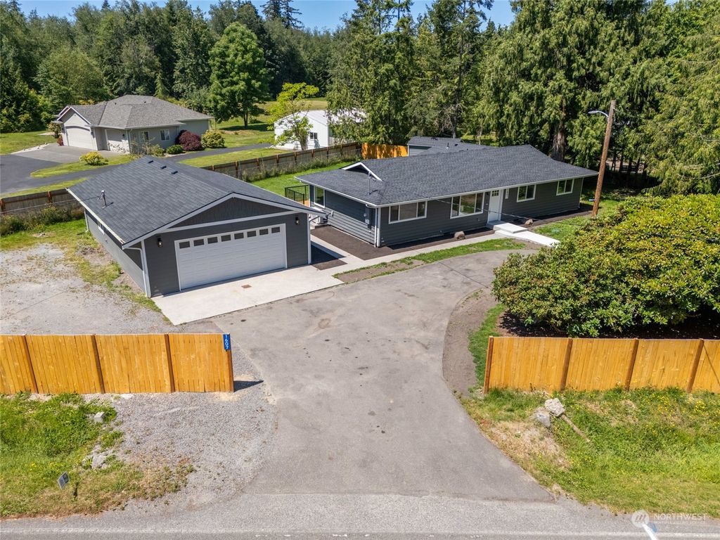 Photo of 1607 154th Street NW, Marysville, WA 98271 (MLS # 2257046)