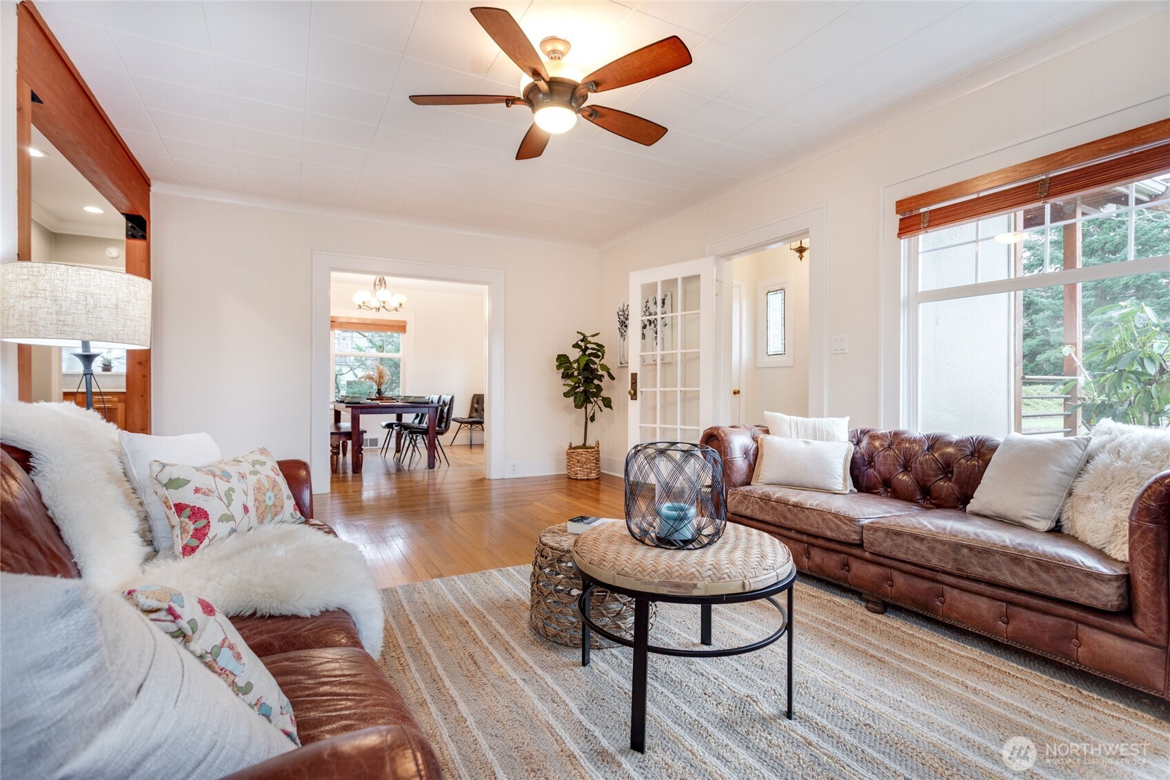 2821 Cornwall Avenue