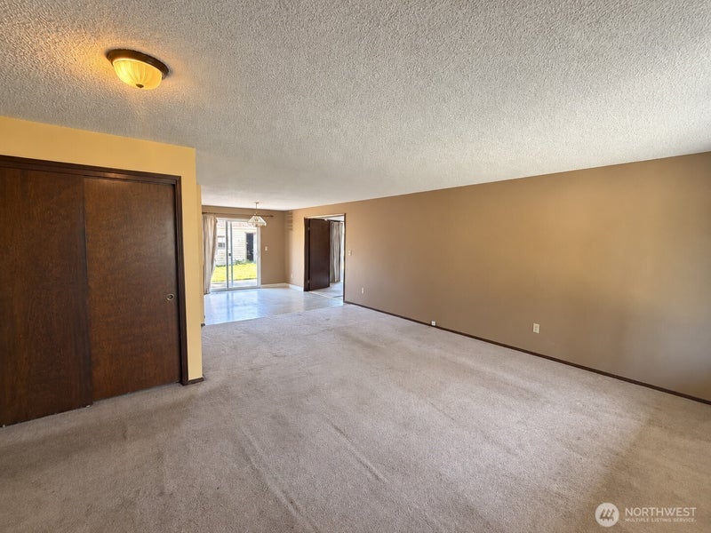 3145 Vista Place W
