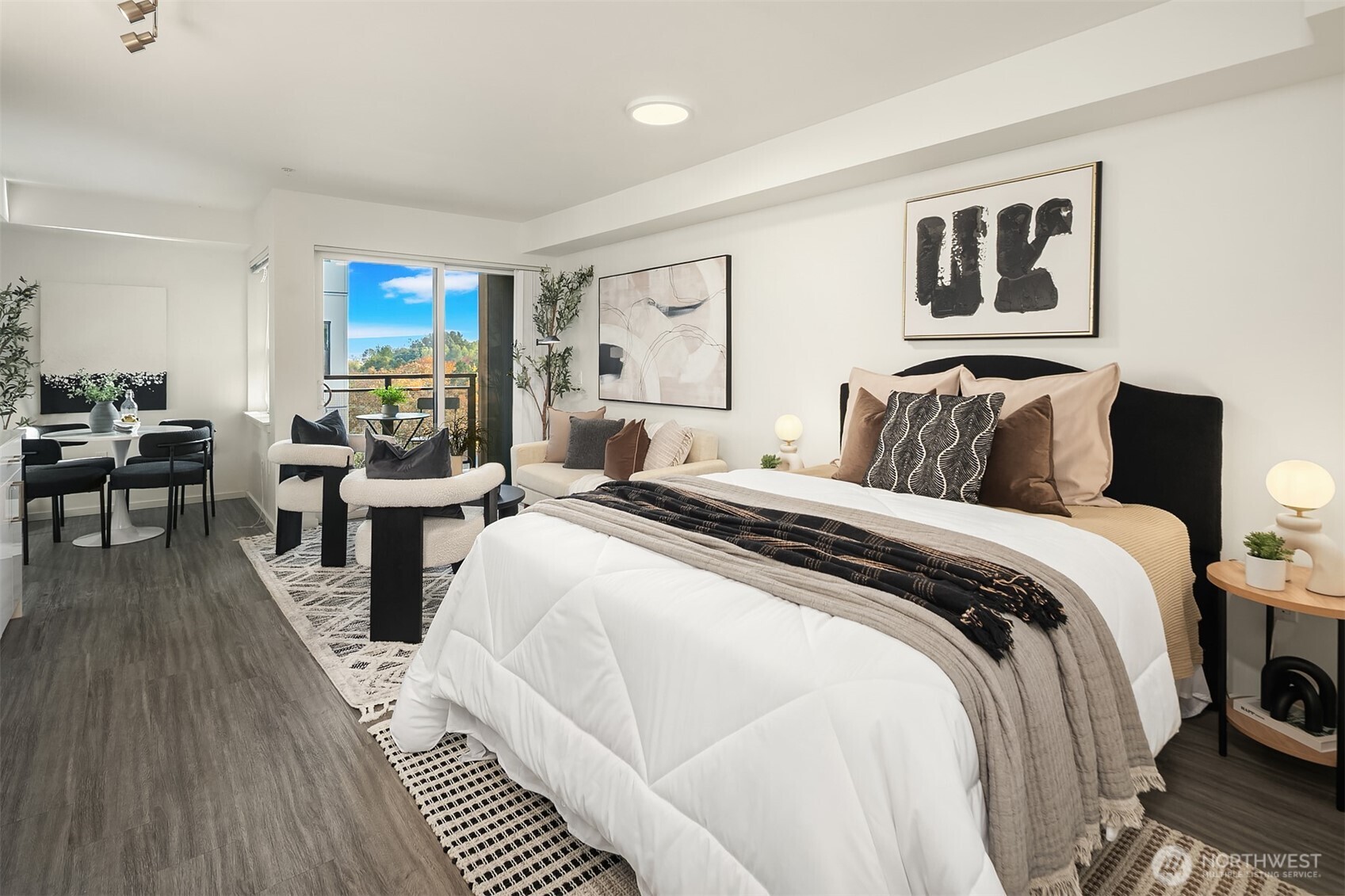 4609 Union Bay Place NE 551