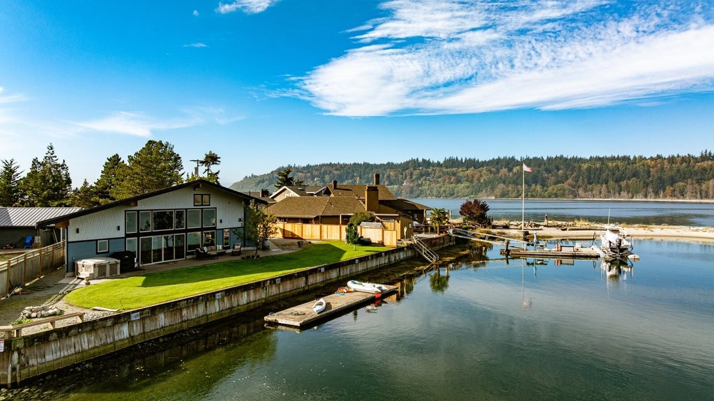 Photo of 8051 Sandy Hook Drive, Clinton, WA 98236 (MLS # 2594334)