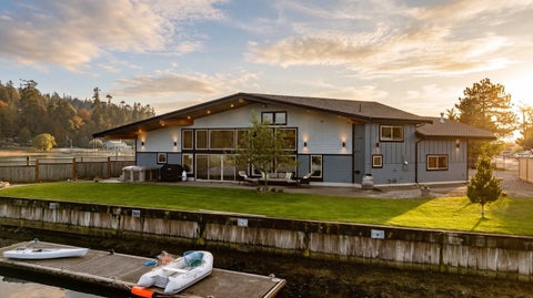Photo of 8051 Sandy Hook Drive, Clinton, WA 98236 (MLS # 2594334)