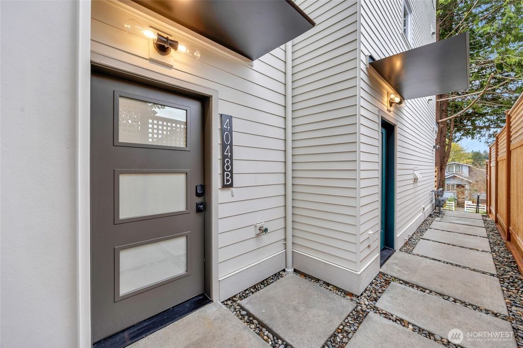 Photo of 4048 32nd Avenue W #B, Seattle, WA 98199 (MLS # 2482668)