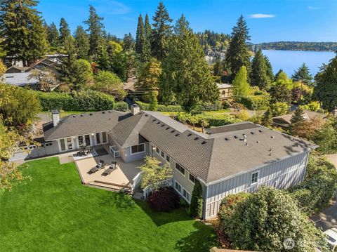 29 94th Avenue NE Bellevue WA 98004