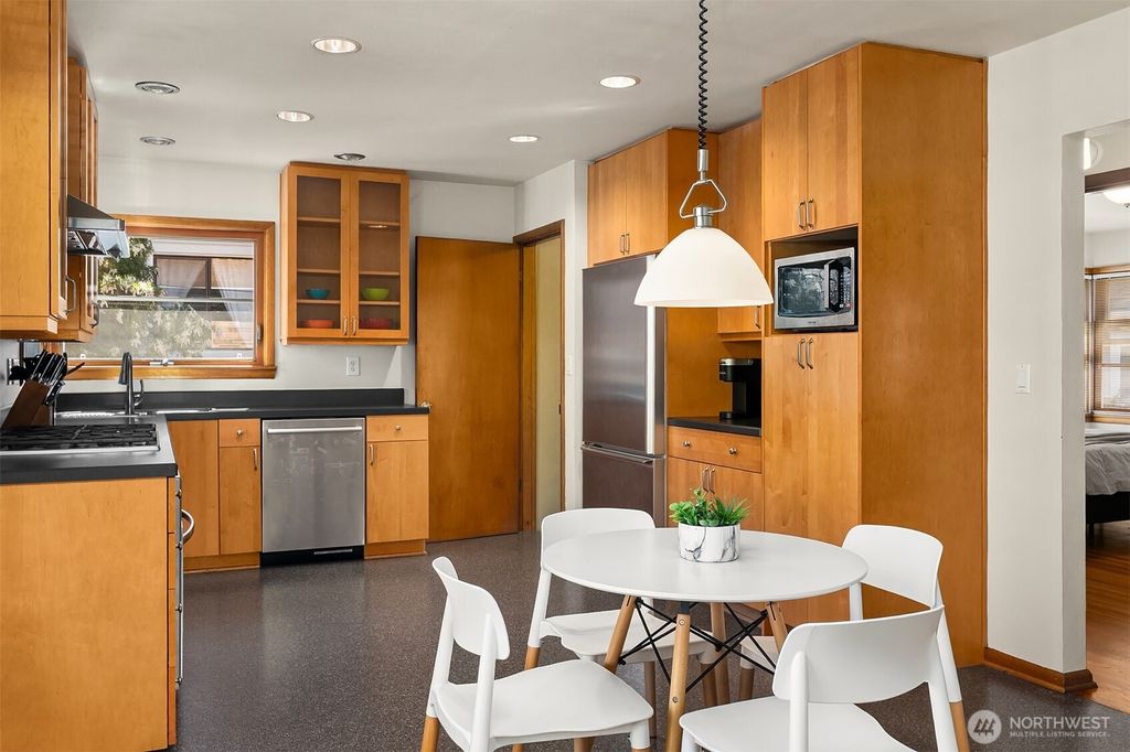 Photo of 1821 N 47th Street, Seattle, WA 98103 (MLS # 2504719)