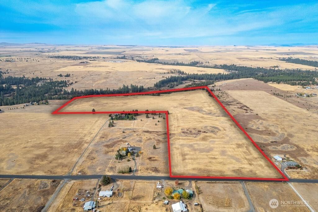 Photo of 1000 N Christensen, Medical Lake, WA 99022 (MLS # 2487920)