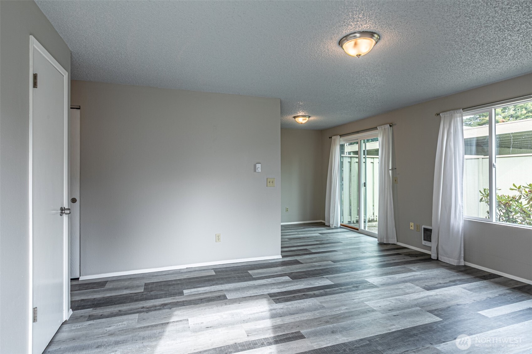 1405 Josephine Court SE