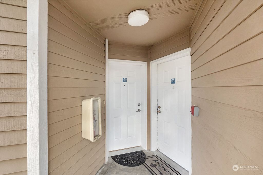 Photo of 5300 Harbour Point Boulevard #301F, Mukilteo, WA 98275 (MLS # 2021451)