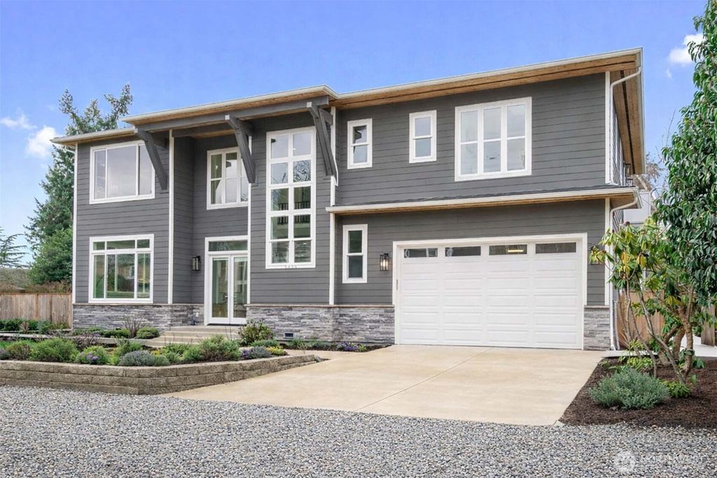 Photo of 2423 63rd Ave Ave SE, Mercer Island, WA 98040 (MLS # 2476890)