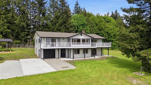 Photo of 533 316 Street NE, Stanwood, WA 98292 (MLS # 2527244)