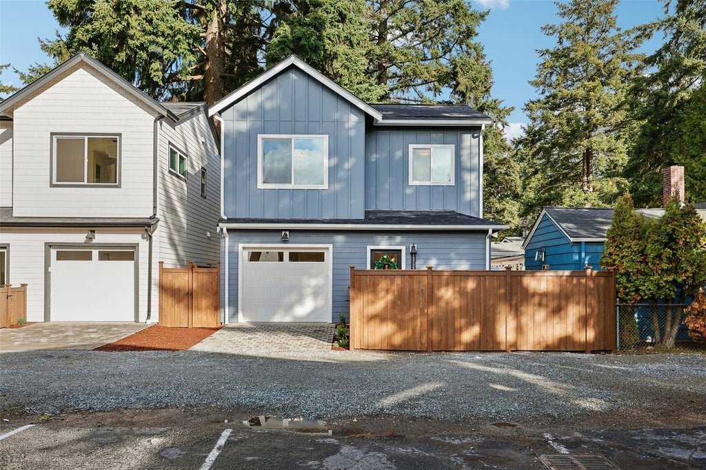 Photo of 13715 Stone Avenue N, Seattle, WA 98133 (MLS # 2595974)