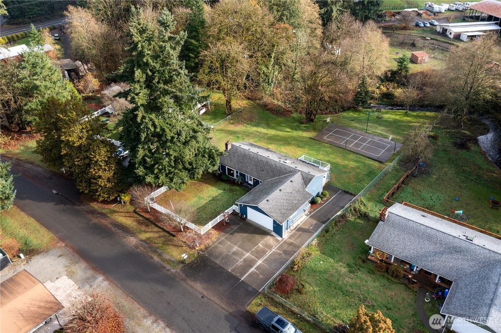Photo of 29224 158th Avenue SE, Kent, WA 98042 (MLS # 2456502)