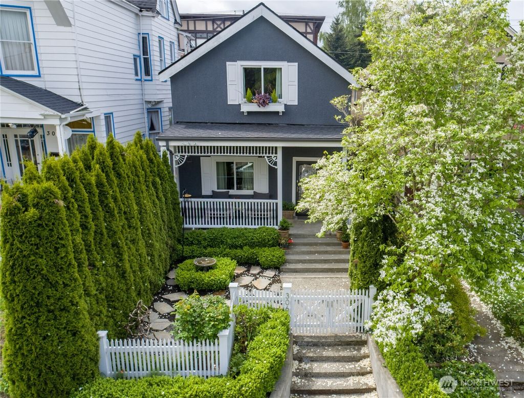 Photo of 306 N G ST, Tacoma, WA 98403 (MLS # 2525471)