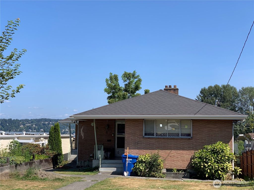 Photo of 9284 50th Avenue S, Seattle, WA 98118 (MLS # 2449191)
