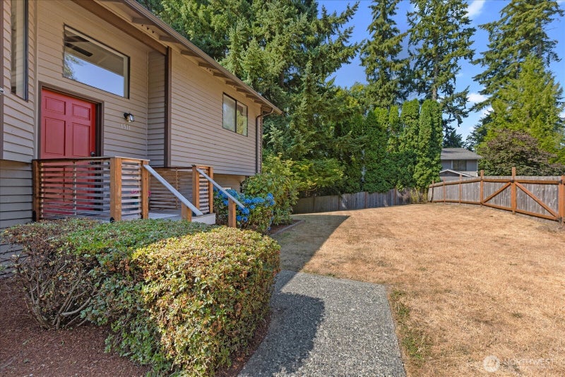 1511 N Lake Stickney Drive