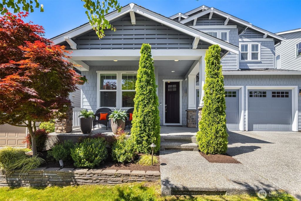 Photo of 9213 Ash Avenue SE, Snoqualmie, WA 98065 (MLS # 2370422)
