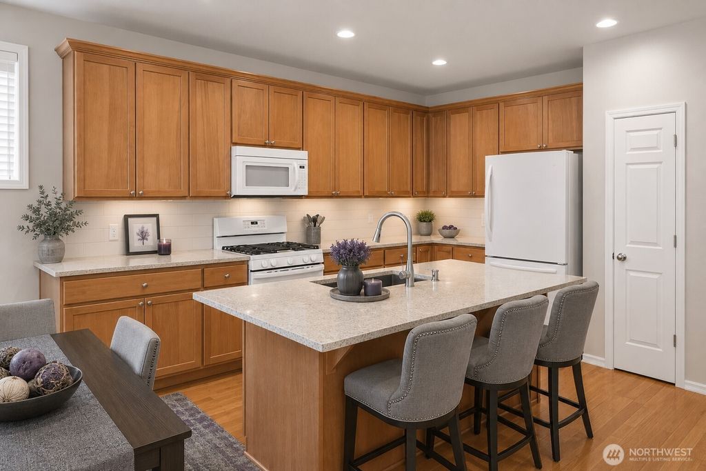 Photo of 2506 152nd Street SW, Lynnwood, WA 98087 (MLS # 2517242)