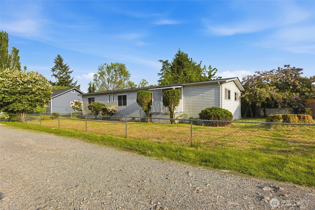 Photo of 134 Valentine Court, Pacific, WA 98047 (MLS # 2527544)