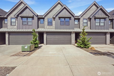 Photo of 6950 NE 131st Way, Vancouver, WA 98686 (MLS # 2586010)