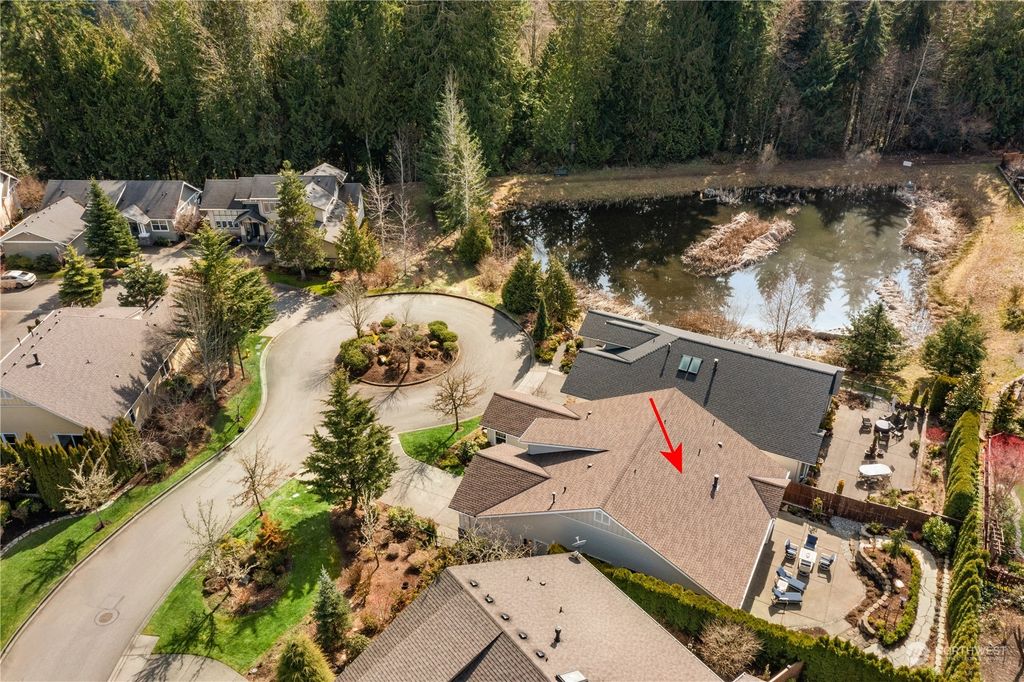 Photo of 11821 Big Leaf Way NE, Redmond, WA 98053 (MLS # 2047835)