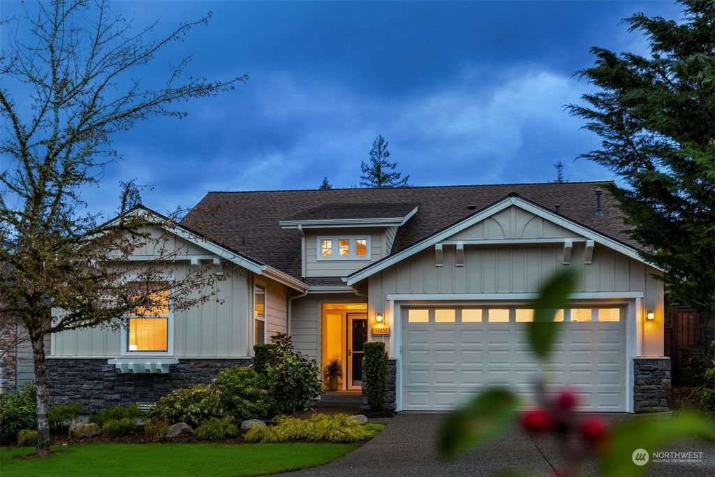 Photo of 11821 Big Leaf Way NE, Redmond, WA 98053 (MLS # 2047835)