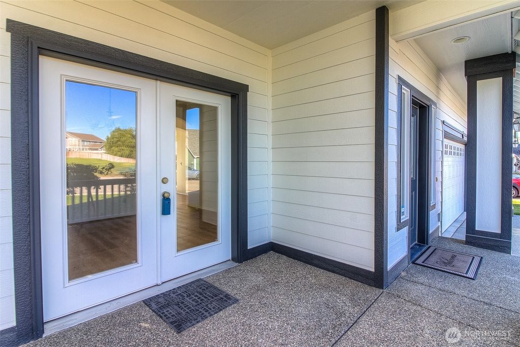 Photo of 1806 W Clearview Drive, Ellensburg, WA 98926 (MLS # 2446639)