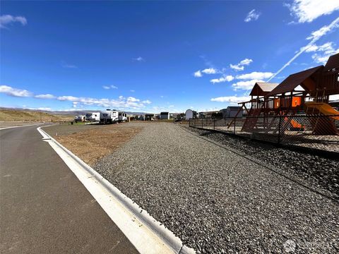 Photo of 1769 Naches Wenas Rd Rd #123, Selah, WA 98942 (MLS # 2492814)