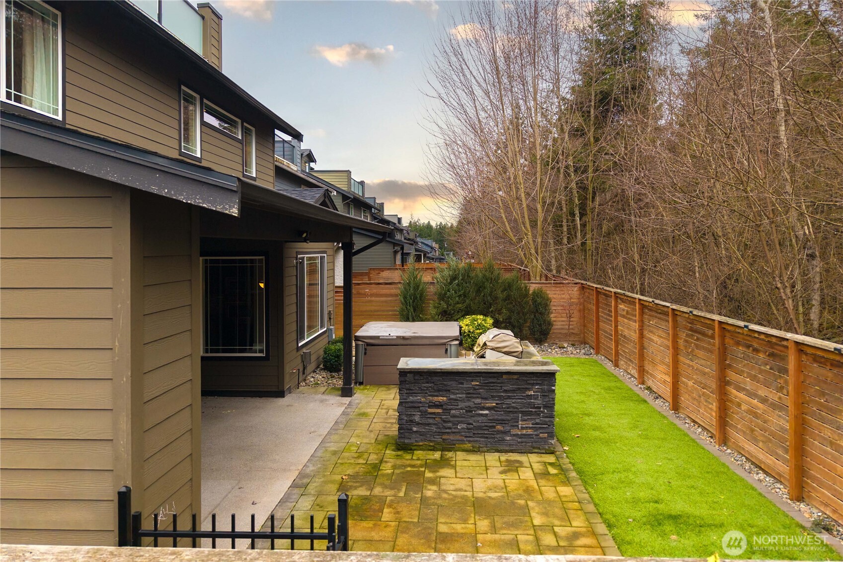 13813 187th Avenue Ct E