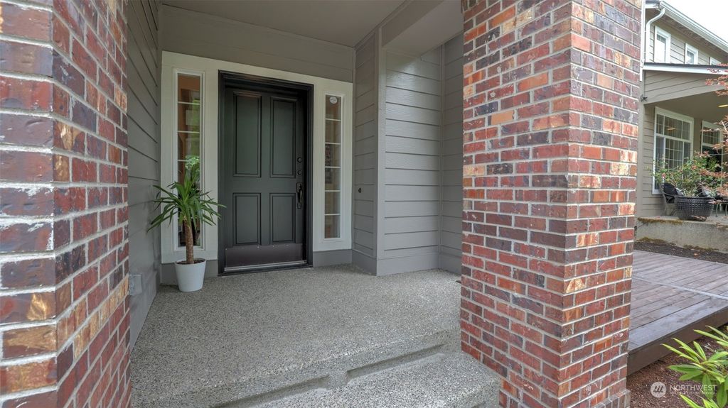 Photo of 24917 NE 1st Place, Sammamish, WA 98074 (MLS # 2125326)