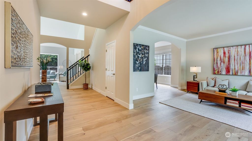 Photo of 24917 NE 1st Place, Sammamish, WA 98074 (MLS # 2125326)