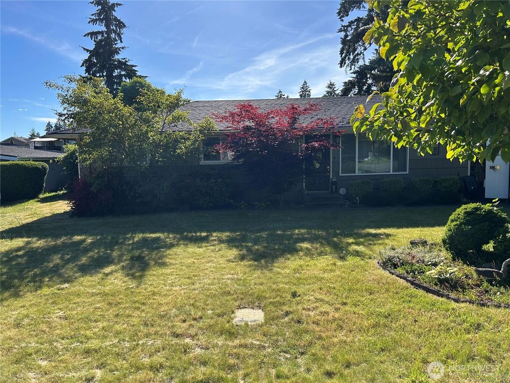 Photo of 8230 52nd Drive NE, Marysville, WA 98270 (MLS # 2543641)