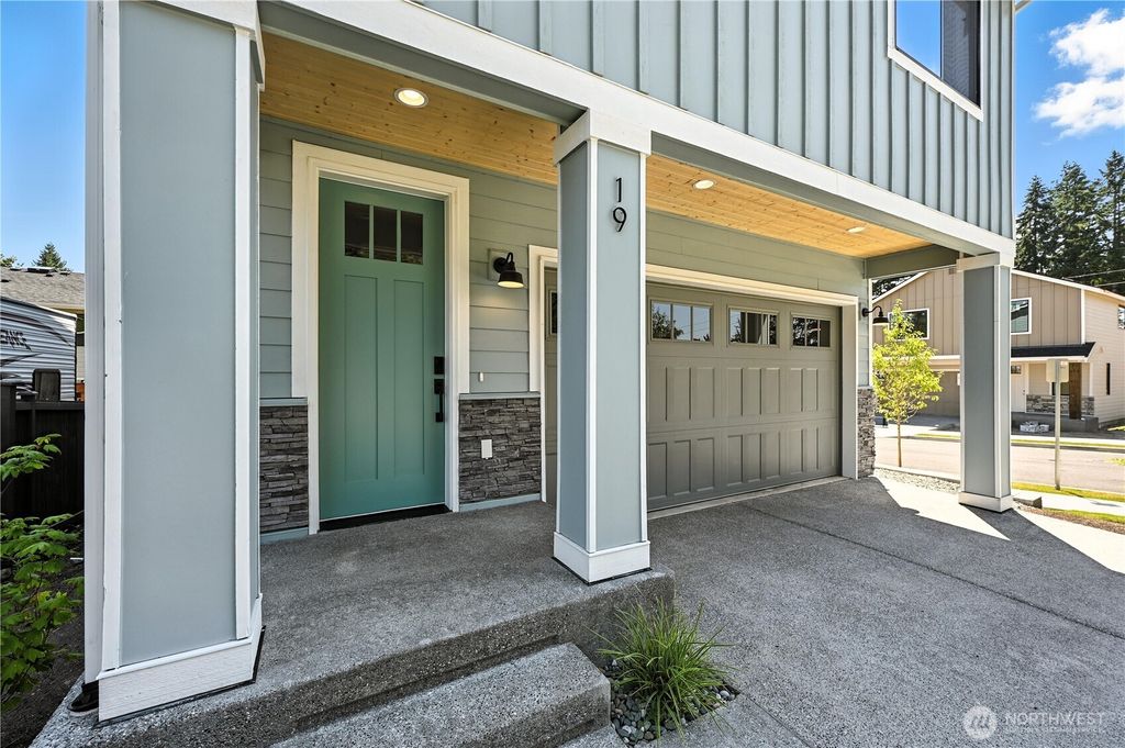 Photo of 10 Meridian Avenue SE #CR 09, Bothell, WA 98012 (MLS # 2449039)