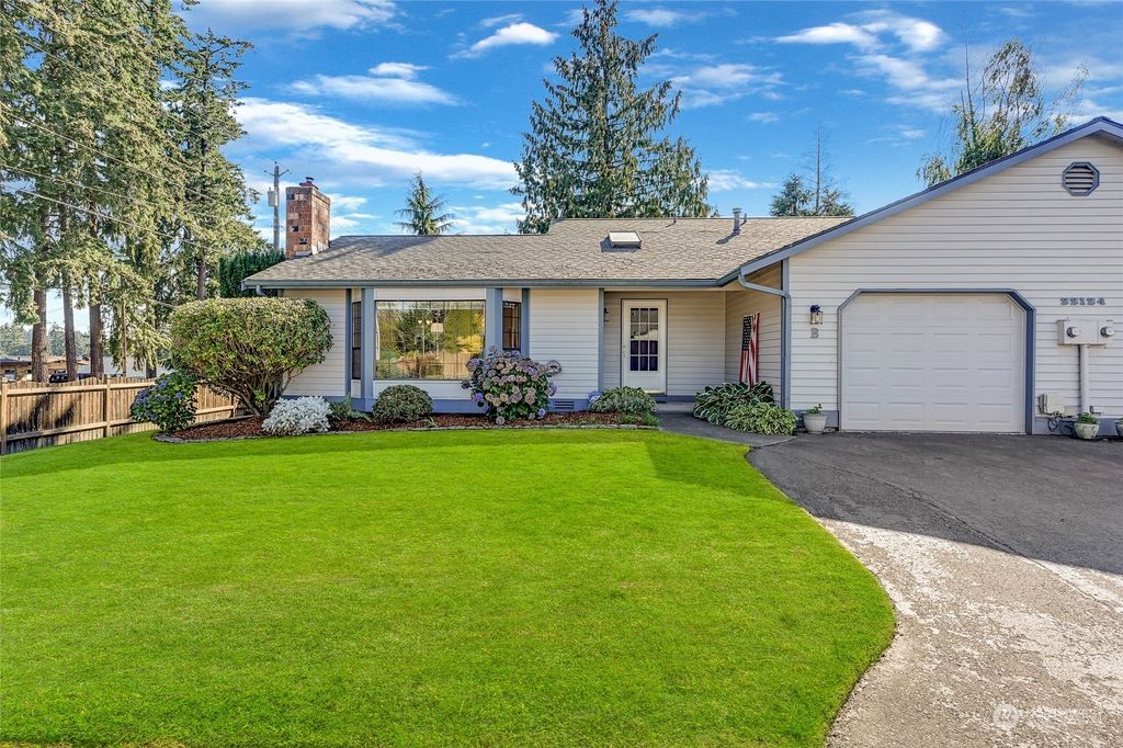 Photo of 22124 76th Avenue W #B, Edmonds, WA 98026 (MLS # 1989565)