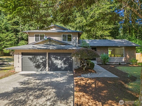 Photo of 11315 83rd Avenue SW, Lakewood, WA 98498 (MLS # 2543118)