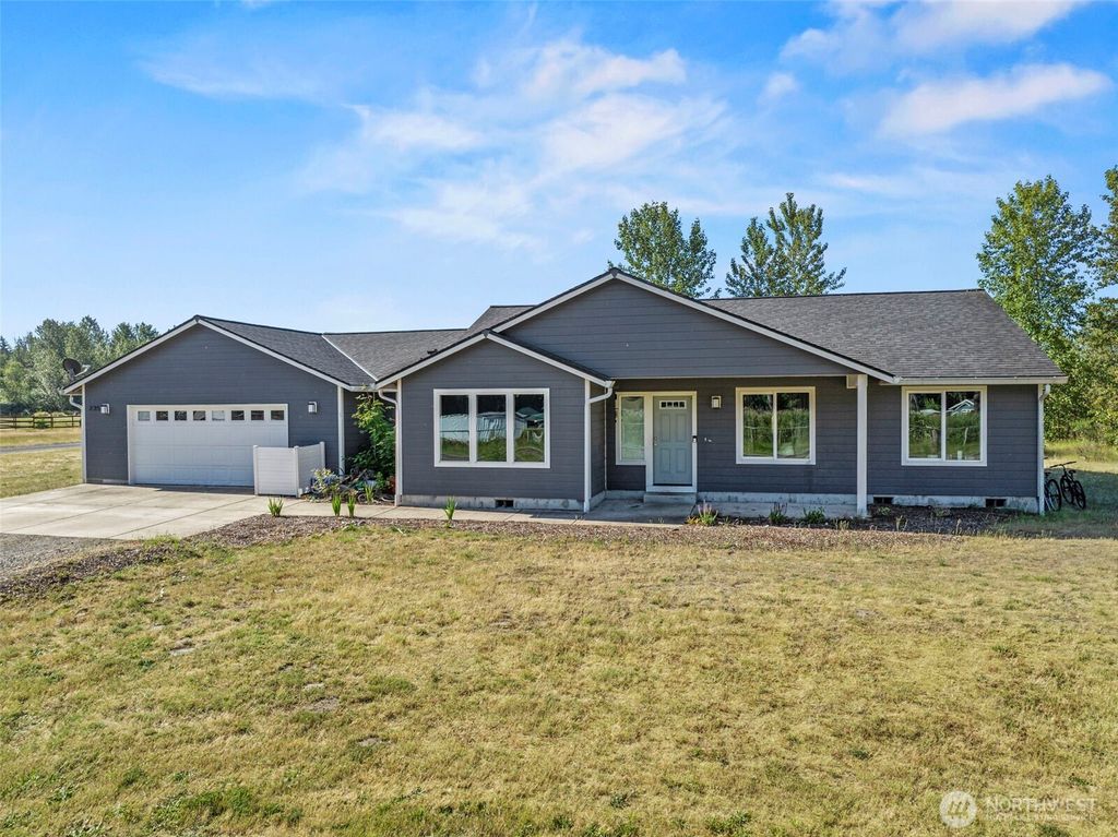 Photo of 235 Flatt Road, Kelso, WA 98626 (MLS # 2539725)