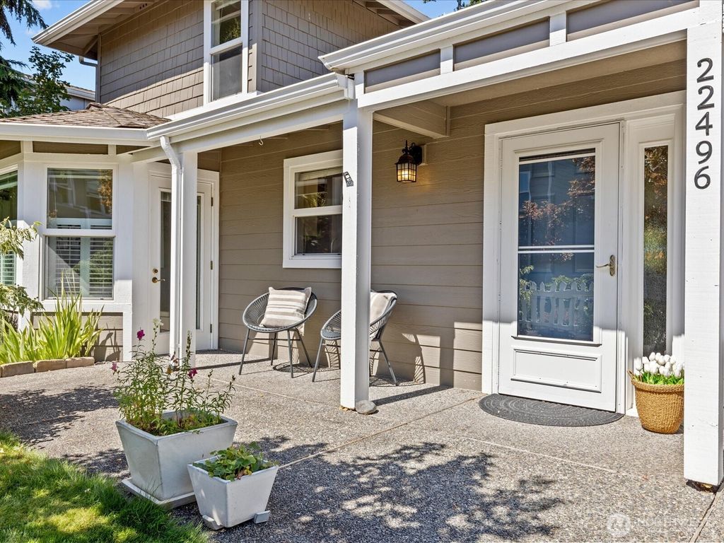 Photo of 22496 SE 37th Terrace Ter #1381, Issaquah, WA 98029 (MLS # 2404467)