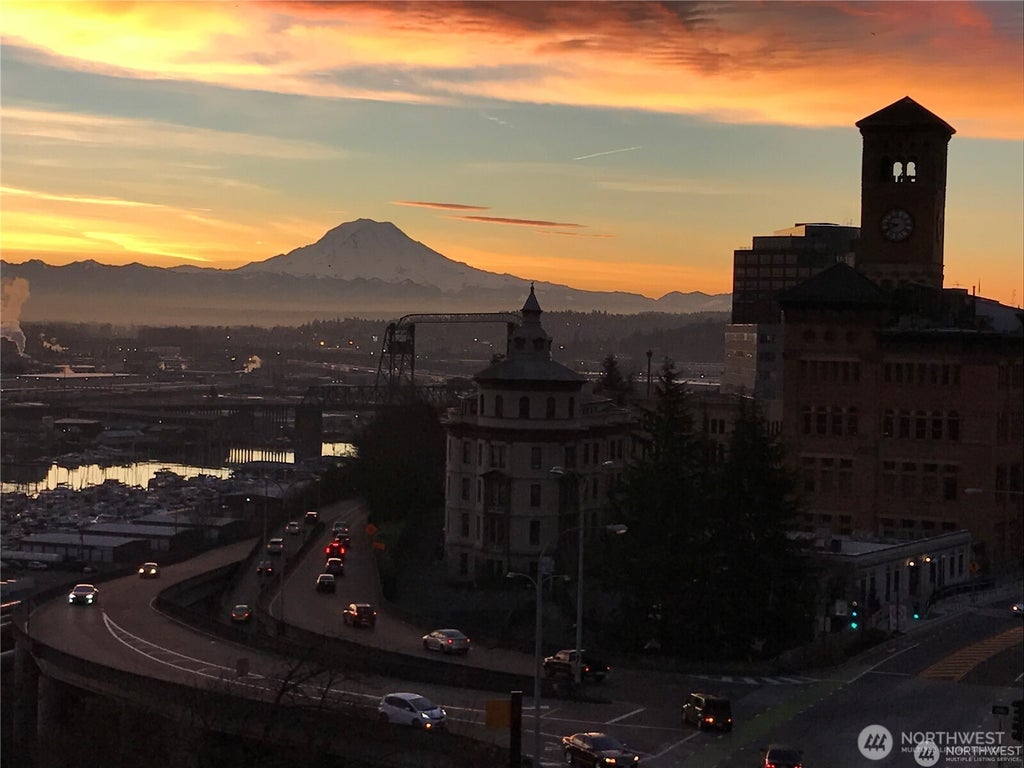 Photo of 525 Broadway #302, Tacoma, WA 98402 (MLS # 2555441)