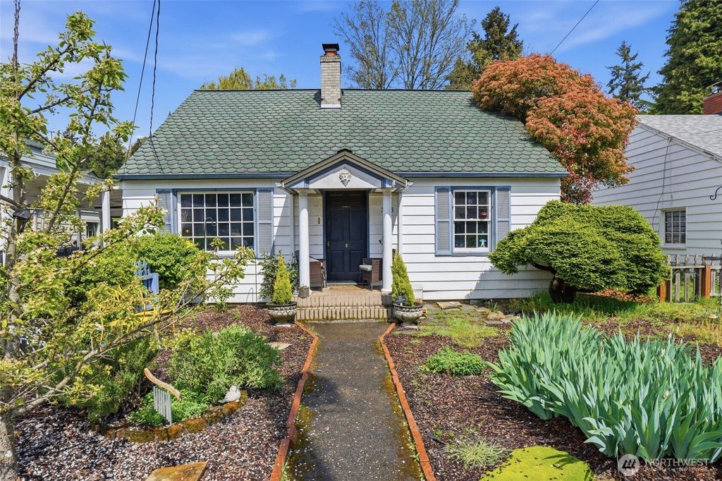 Photo of 3716 E Evergreen Boulevard, Vancouver, WA 98661 (MLS # 2508598)